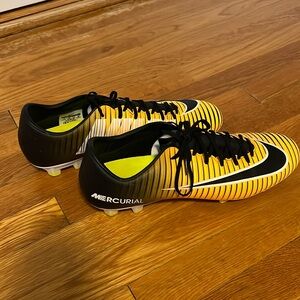 Nike Mercurial men’s soccer cleats size 12